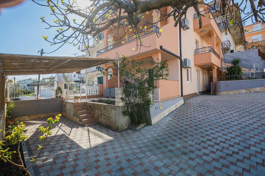 Apartments Viljac Trogir Dış mekan fotoğraf