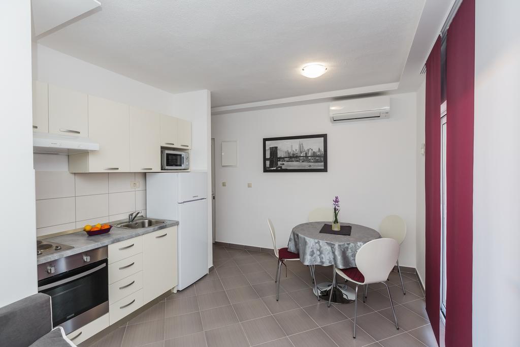 Apartments Viljac Trogir Oda fotoğraf
